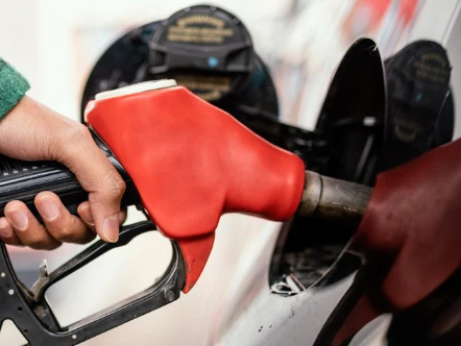 Gasolina sobe 8,2% entre fevereiro e março