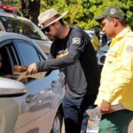 Governo do Tocantins realiza blitz educativa no perímetro urbano TO-050 para alertar motoristas sobre os riscos das queimadas