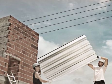 Manutenção caseira é a terceira maior causa de acidentes elétricos residenciais no Brasil